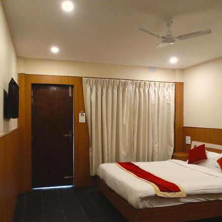 Rhino Land Jungle Lodge 사우라하 외부 사진