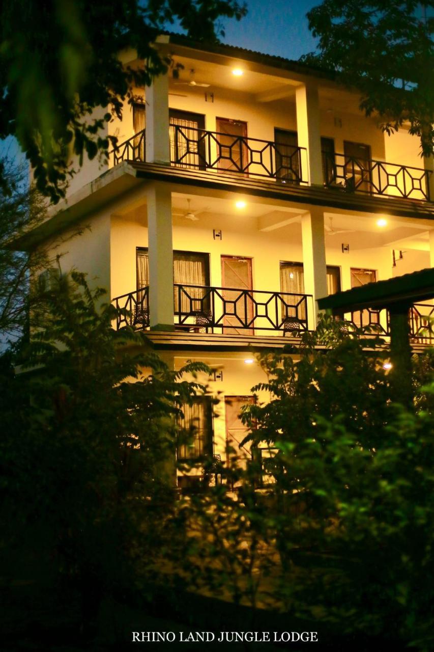 Rhino Land Jungle Lodge 사우라하 외부 사진